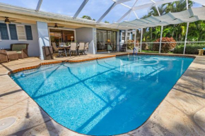 OH! What a Villa - Sunsets, Saltwater Pool, Hot tub, Tiki Hut, Dock - Villa Coastal Cottage- Roelens
